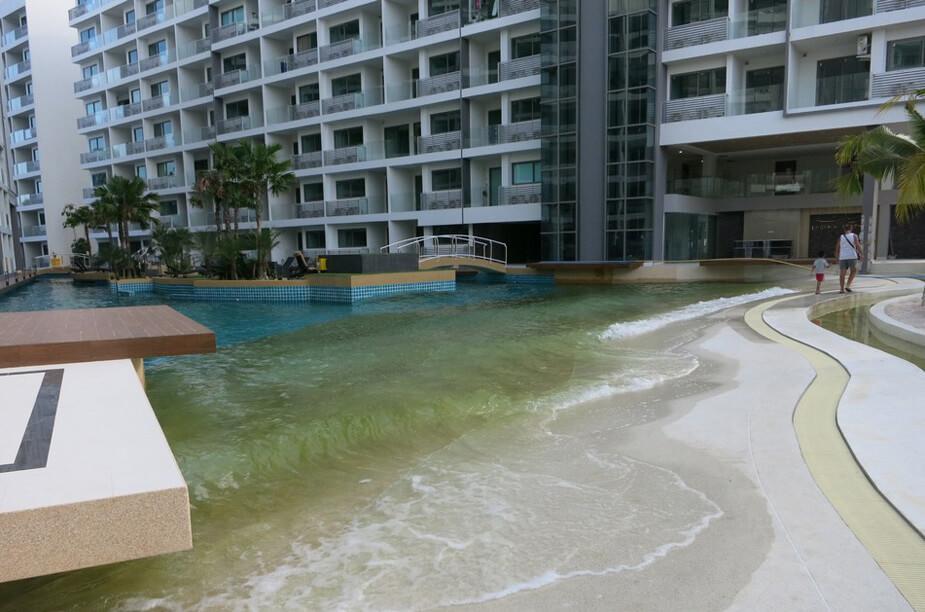 Laguna Beach Resort Pantai Jomtien Bagian luar foto