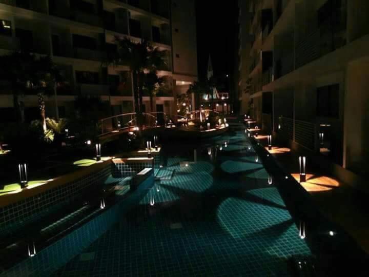 Laguna Beach Resort Pantai Jomtien Bagian luar foto