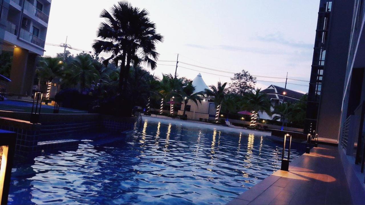 Laguna Beach Resort Pantai Jomtien Bagian luar foto